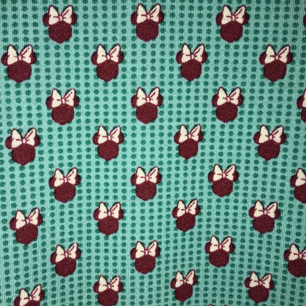 ✅LulaRoe Minnie Mouse Classic Tee - Picture 2 of 6